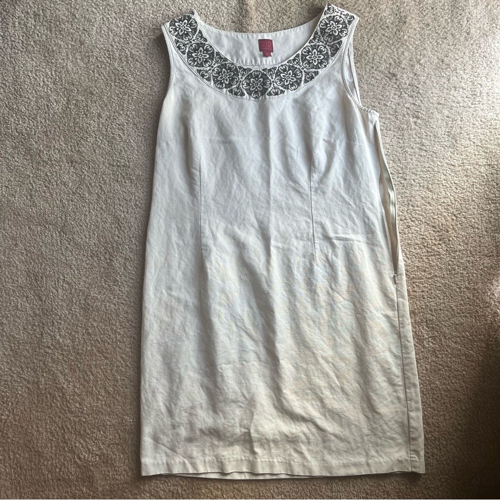 Sleeveless linen dress with embroidered collar 🧿 212 Collection 🧿 size 12